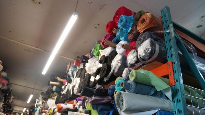 Tissus en gros Montréal